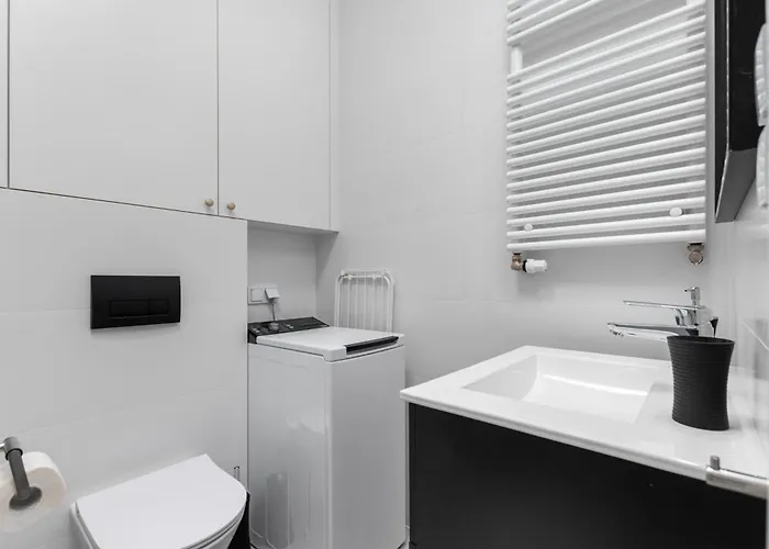 Grzybowska 37 - C By Homeprime Apartment